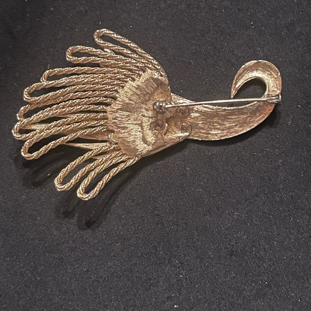 Vintage Gold Tone Stylized Bird Brooch with Pink and Purple feathers
